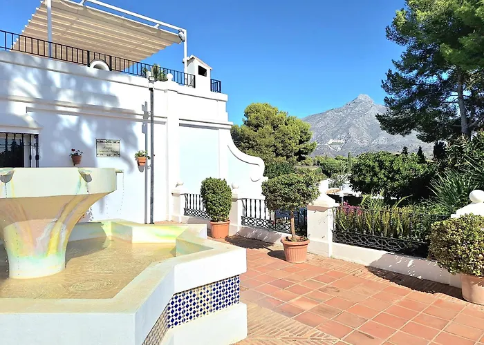 בית נופש Aloha Pueblo Valle Del Golf, Puerto Banus מארבלה